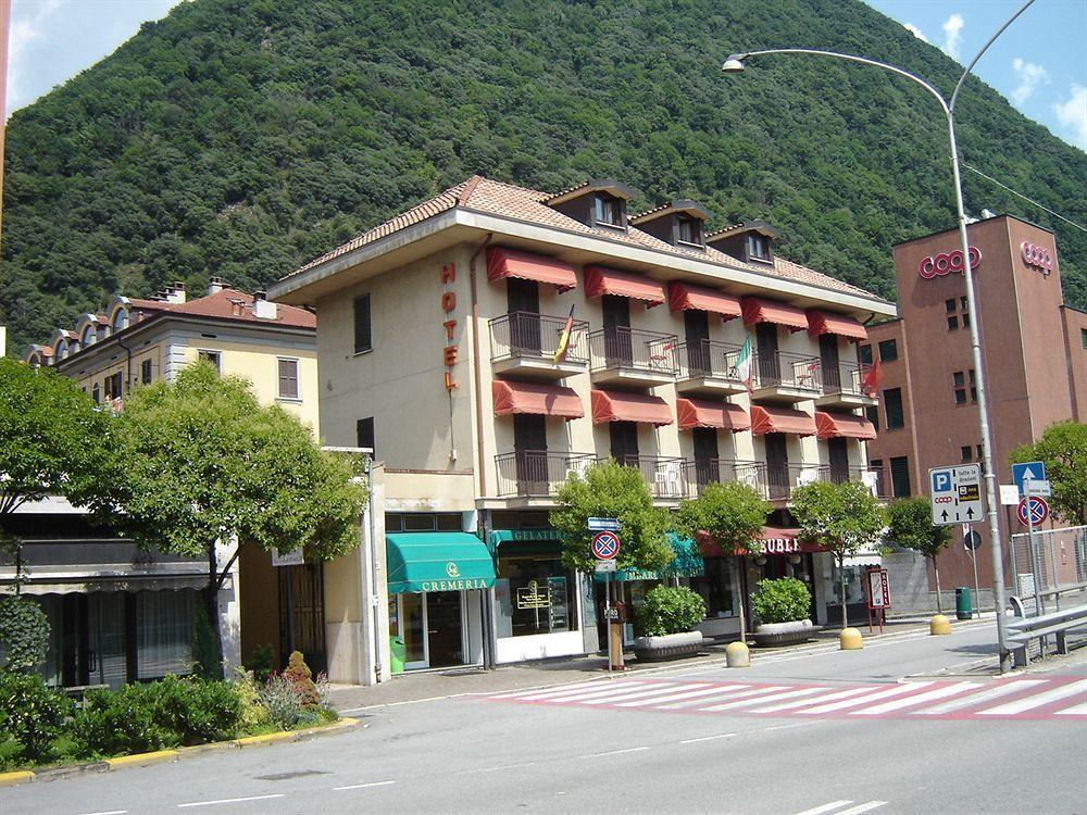 Hotel Meuble Moderno Laveno-Mombello Εξωτερικό φωτογραφία